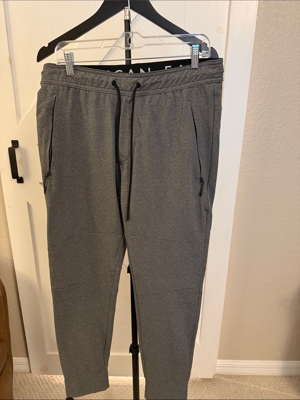 American Eagle Outfitters Dark Gray Athletic Joggers